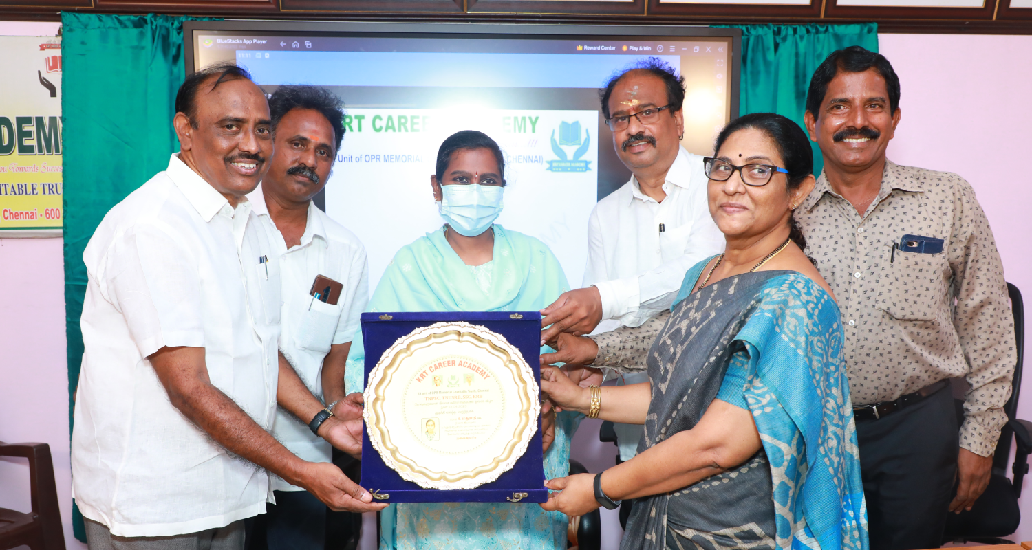 Smt S.Madhumathi IAS has inaugurated the Free Coaching Classes for TNPSC Foundation Course, SSC - CGL,CHSL,MTS,CPO and TNUSRB.